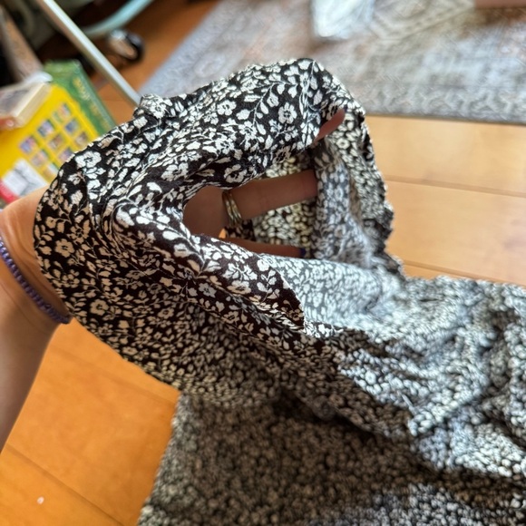 Floral Button-Down Dress Romper - Picture 5 of 7